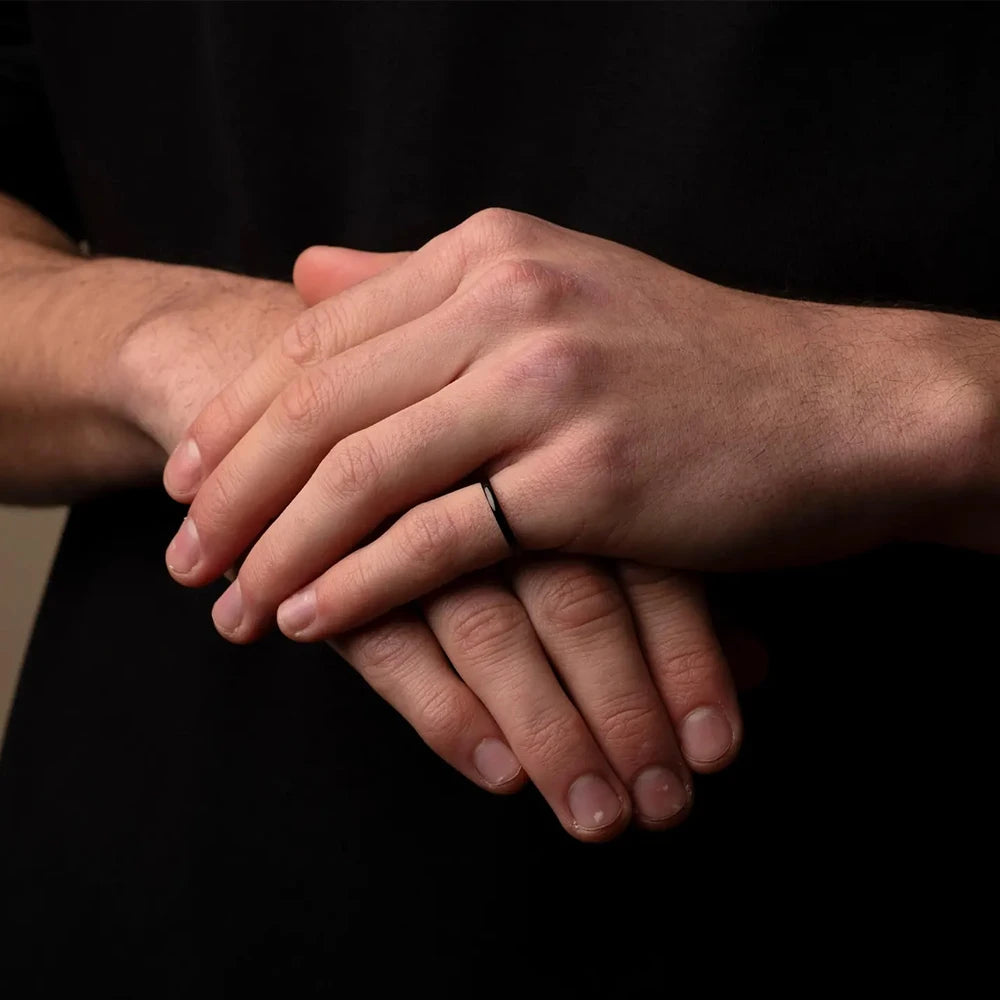 Thin Band Ring
